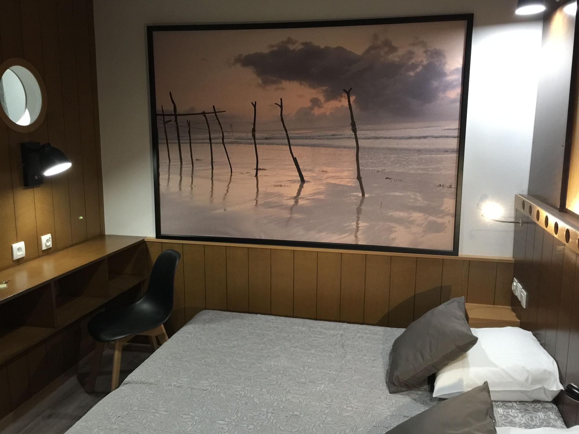 Rachel Hotel 3*