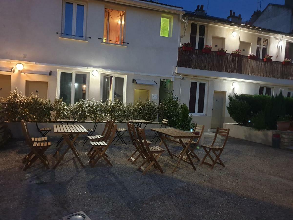 Rachel Hotel 3*